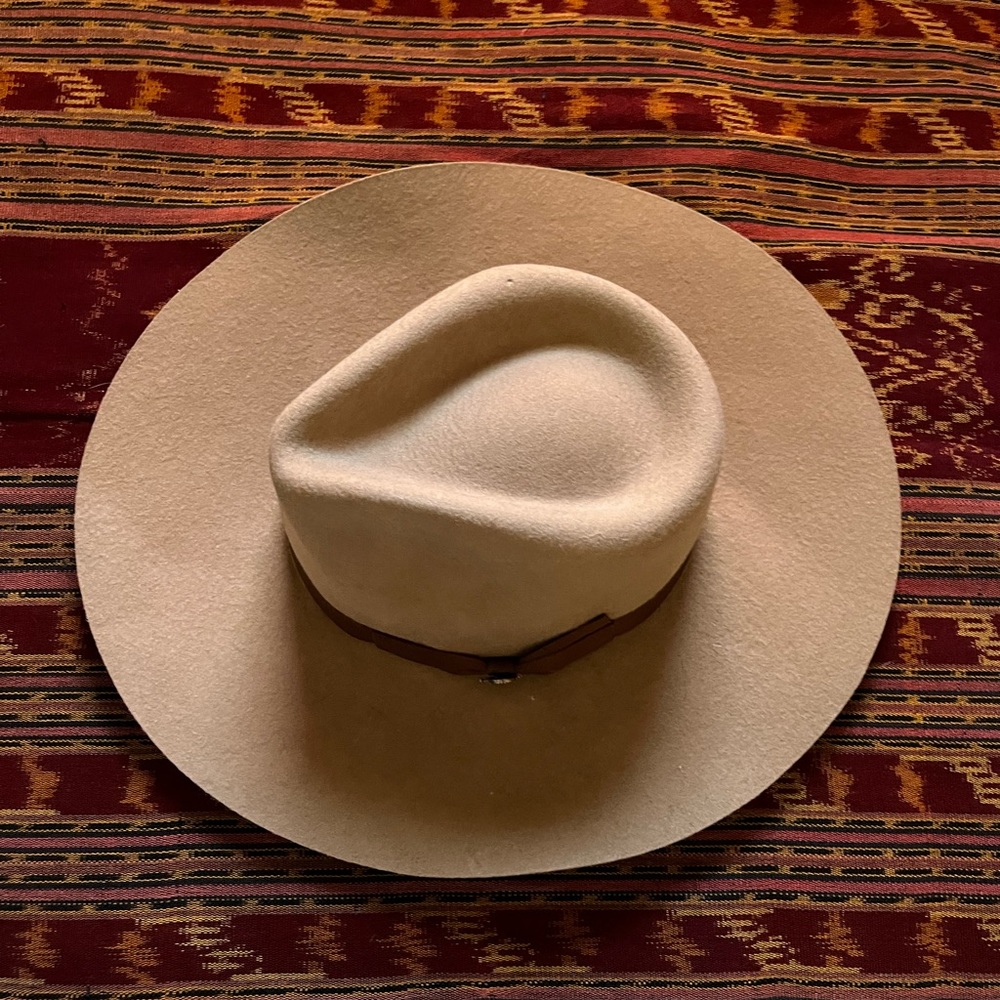 Charlie One Horse Wide Brim Sand Felt Hat Highway in SZ M